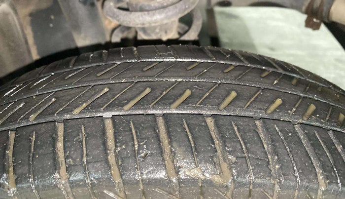 2020 Maruti Alto LXI CNG, CNG, Manual, 48,643 km, Left Rear Tyre Tread