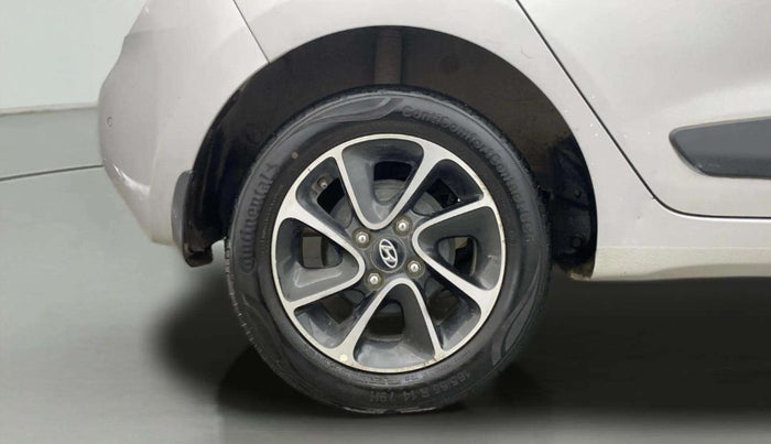 2017 Hyundai Grand i10 SPORTZ (O) AT 1.2 KAPPA VTVT, Petrol, Automatic, 49,630 km, Right Rear Wheel