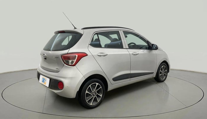 2017 Hyundai Grand i10 SPORTZ (O) AT 1.2 KAPPA VTVT, Petrol, Automatic, 49,630 km, Right Back Diagonal