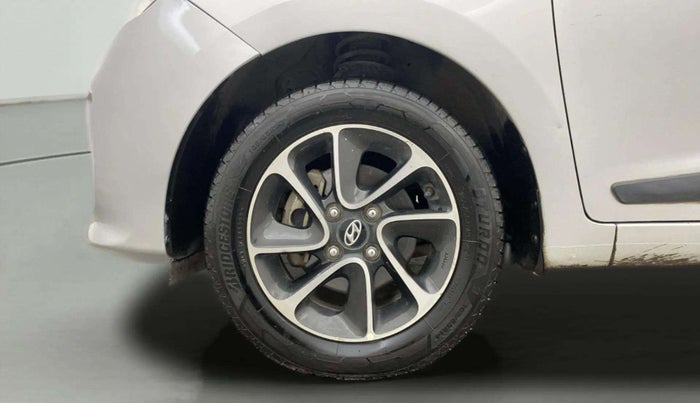 2017 Hyundai Grand i10 SPORTZ (O) AT 1.2 KAPPA VTVT, Petrol, Automatic, 49,630 km, Left Front Wheel