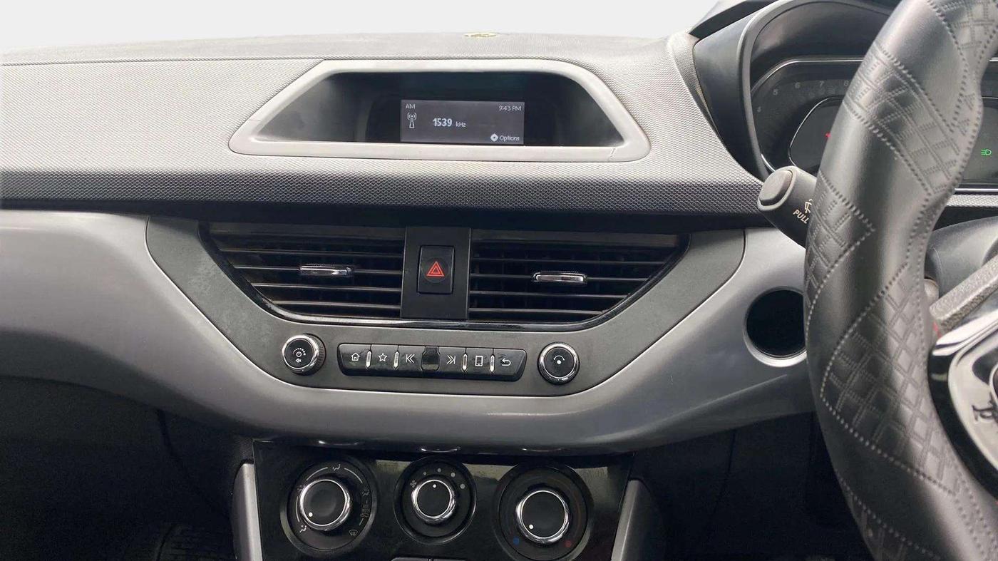 2020 Tata NEXON XM SUNROOF PETROL, CNG, Manual, 94,705 km, Air Conditioner