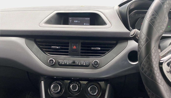 2020 Tata NEXON XM SUNROOF PETROL, CNG, Manual, 94,798 km, Air Conditioner