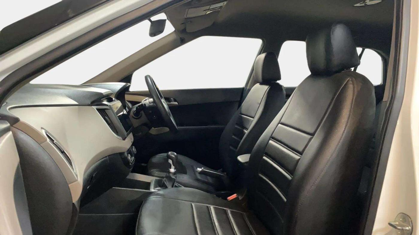 2017 Hyundai Creta SX PLUS 1.6 PETROL, Petrol, Manual, 60,704 km, Right Side Front Door Cabin