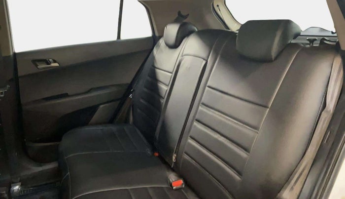 2017 Hyundai Creta SX PLUS 1.6 PETROL, Petrol, Manual, 60,704 km, Right Side Rear Door Cabin