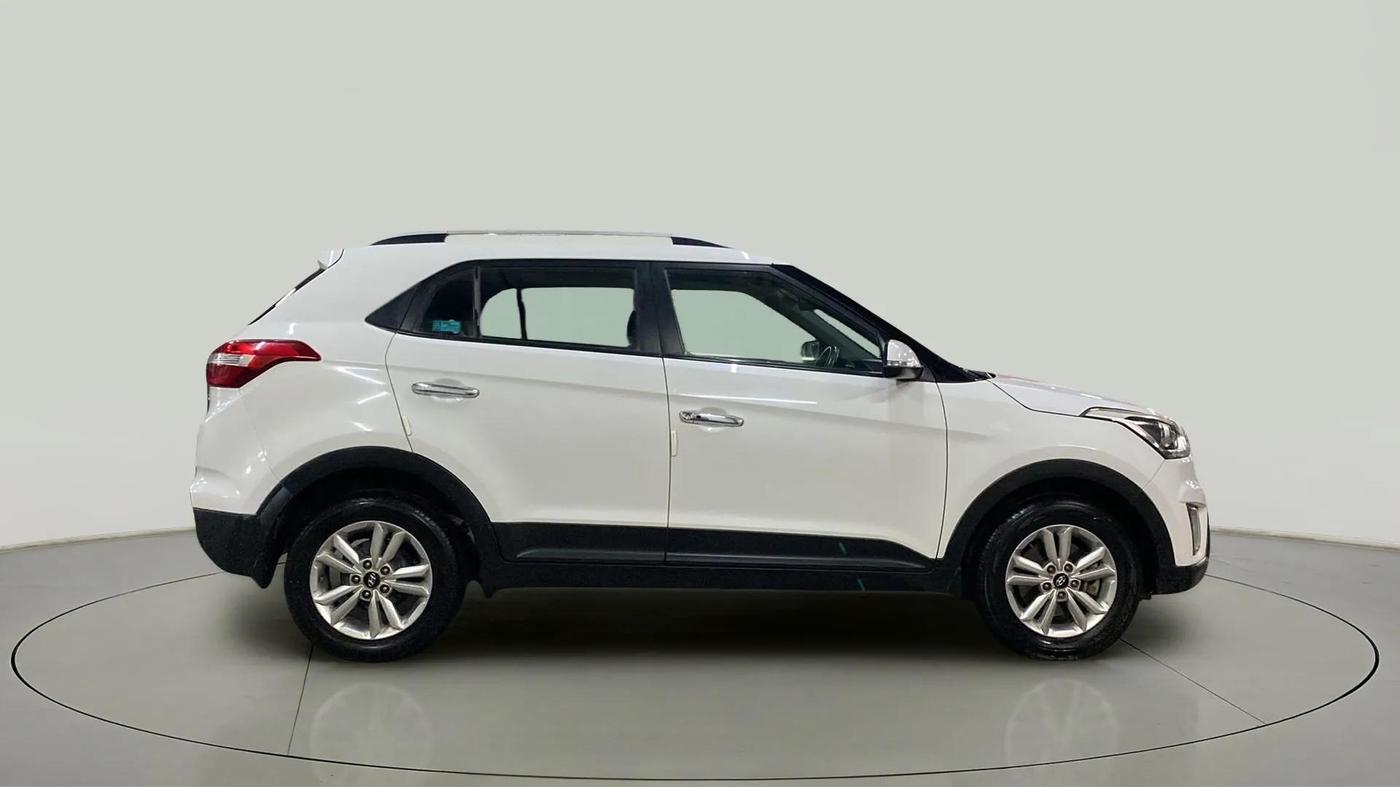 2017 Hyundai Creta SX PLUS 1.6 PETROL, Petrol, Manual, 60,704 km, Right Side View