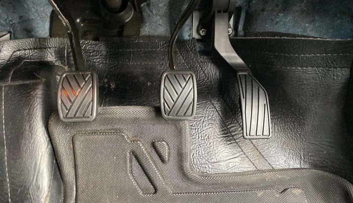 2023 Maruti Grand Vitara DELTA SMART HYBRID, Petrol, Manual, 14,635 km, Pedals