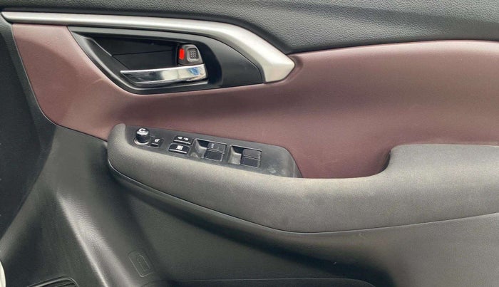 2023 Maruti Grand Vitara DELTA SMART HYBRID, Petrol, Manual, 14,635 km, Driver Side Door Panels Control