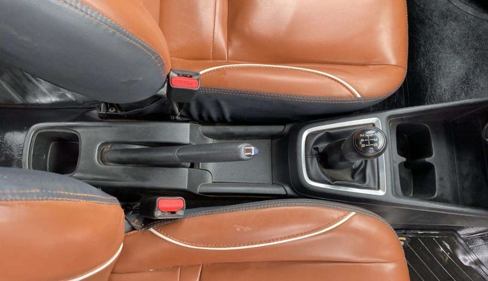 2021 Maruti Swift VXI, Petrol, Manual, 53,389 km, Gear Lever