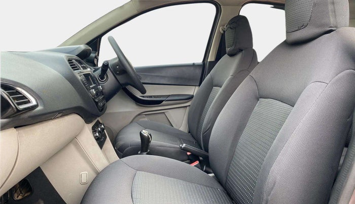 2016 Tata Tiago XZ PETROL, Petrol, Manual, 83,848 km, Right Side Front Door Cabin