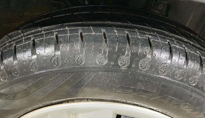 2019 Renault Kwid RXT 0.8, Petrol, Manual, 15,552 km, Right Front Tyre Tread