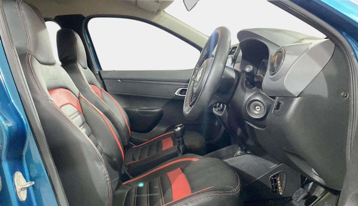2019 Renault Kwid RXT 0.8, Petrol, Manual, 15,552 km, Right Side Front Door Cabin