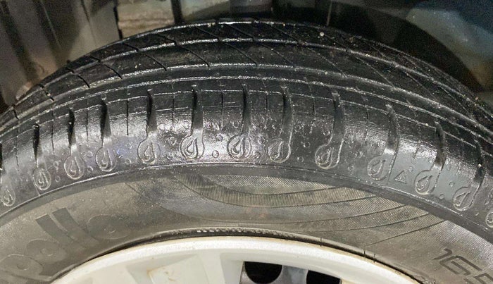 2019 Renault Kwid RXT 0.8, Petrol, Manual, 15,552 km, Left Rear Tyre Tread