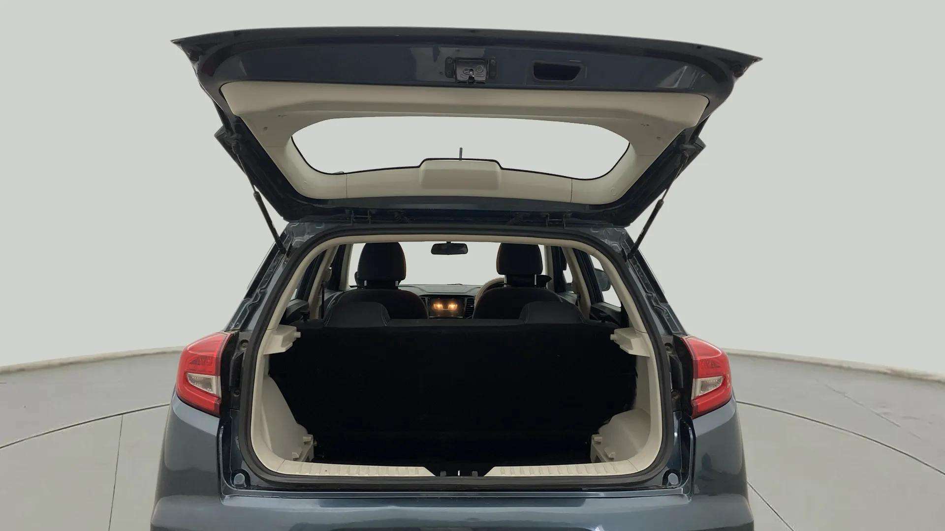 Boot-Open-Top-Half-View-43