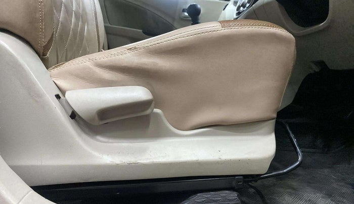 2018 Maruti Celerio ZXI, Petrol, Manual, 55,899 km, Driver Side Adjustment Panel