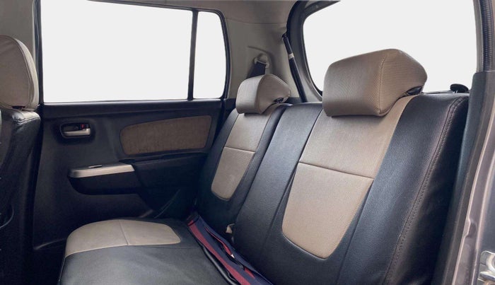 2014 Maruti Wagon R 1.0 VXI, Petrol, Manual, 68,740 km, Right Side Rear Door Cabin
