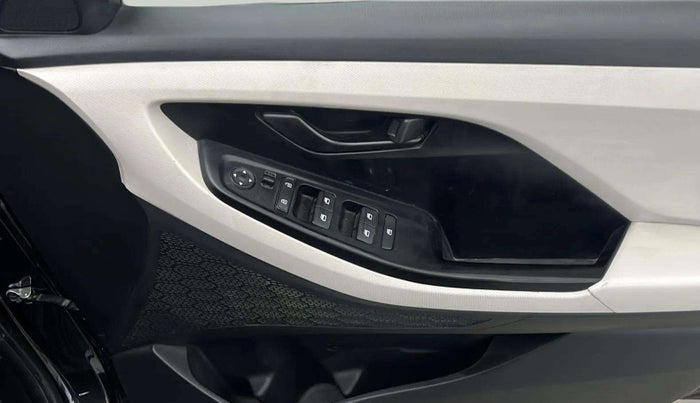 2021 Hyundai Creta EX 1.5 PETROL, Petrol, Manual, 79,906 km, Driver Side Door Panels Control