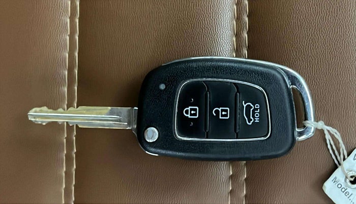 2021 Hyundai Creta EX 1.5 PETROL, Petrol, Manual, 79,906 km, Key Close Up