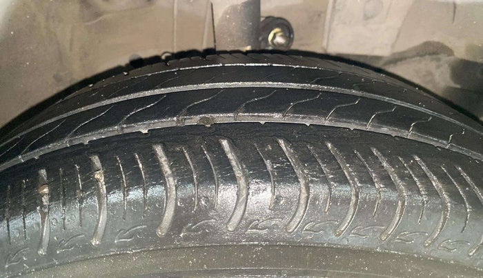 2019 Honda Amaze 1.2L I-VTEC VX CVT, Petrol, Automatic, 31,910 km, Right Front Tyre Tread