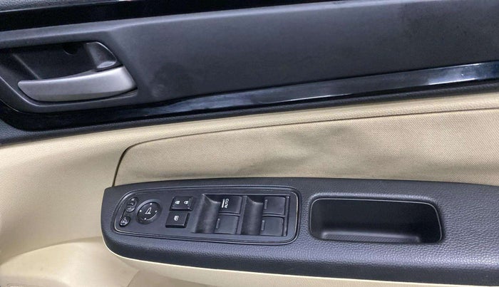 2019 Honda Amaze 1.2L I-VTEC VX CVT, Petrol, Automatic, 31,910 km, Driver Side Door Panels Control