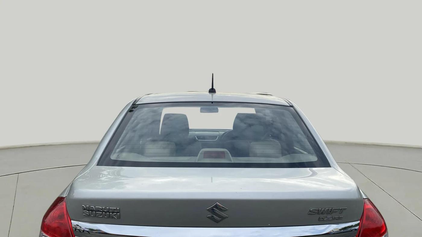 2015 Maruti Swift Dzire ZXI, Petrol, Manual, 40,308 km, Rear Windshield