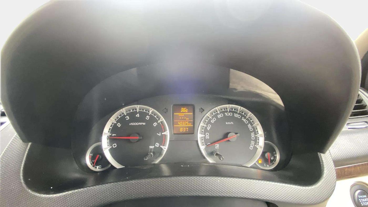 2015 Maruti Swift Dzire ZXI, Petrol, Manual, 40,308 km, Odometer Image
