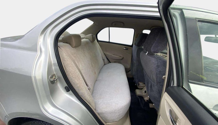 2015 Maruti Swift Dzire ZXI, Petrol, Manual, 40,308 km, Right Side Rear Door Cabin