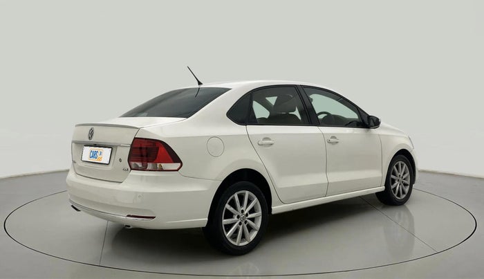2017 Volkswagen Vento HIGHLINE PLUS 1.5 AT 16 ALLOY, Diesel, Automatic, 1,43,113 km, Right Back Diagonal