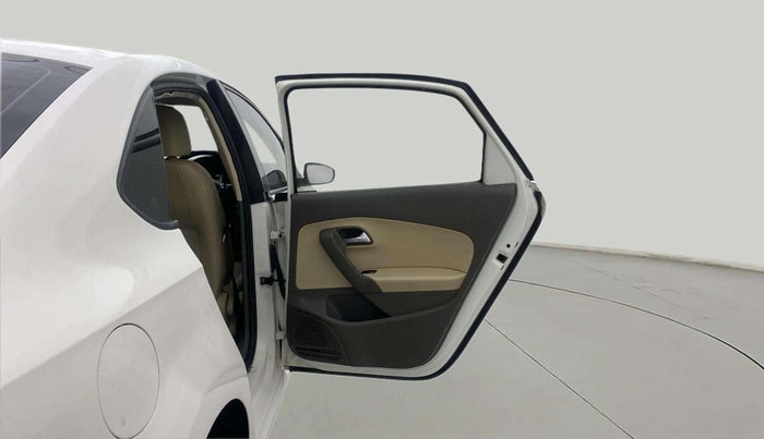 2017 Volkswagen Vento HIGHLINE PLUS 1.5 AT 16 ALLOY, Diesel, Automatic, 1,43,113 km, RHS Rear Door
