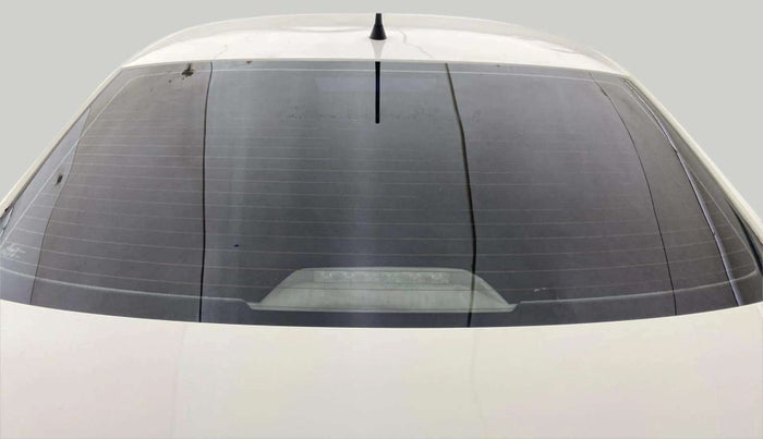 2017 Volkswagen Vento HIGHLINE PLUS 1.5 AT 16 ALLOY, Diesel, Automatic, 1,43,113 km, Rear Windshield