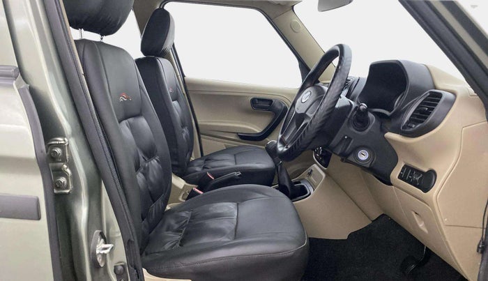 2021 Mahindra BOLERO NEO N 4, Diesel, Manual, 26,337 km, Right Side Front Door Cabin