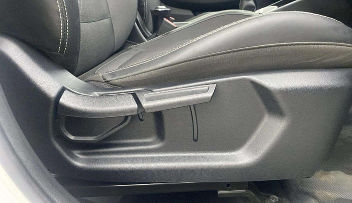 2021 Hyundai VENUE SX 1.0 (O) TURBO IMT, Petrol, Manual, 7,313 km, Driver Side Adjustment Panel