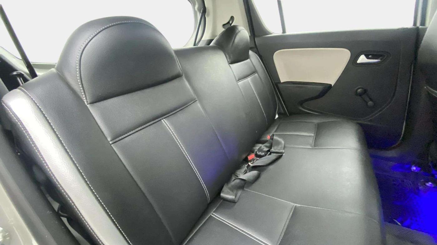 2019 Maruti Alto LXI, Petrol, Manual, 29,558 km, Right Side Rear Door Cabin