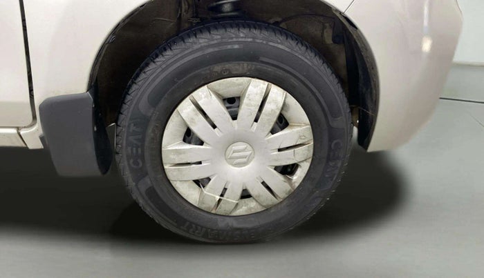 2019 Maruti Alto LXI, Petrol, Manual, 29,558 km, Right Front Wheel