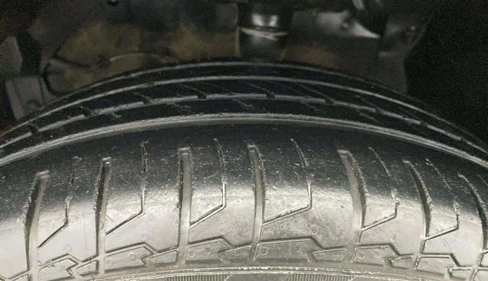 2021 Maruti S Cross ZETA 1.5, Petrol, Manual, 30,603 km, Left Front Tyre Tread