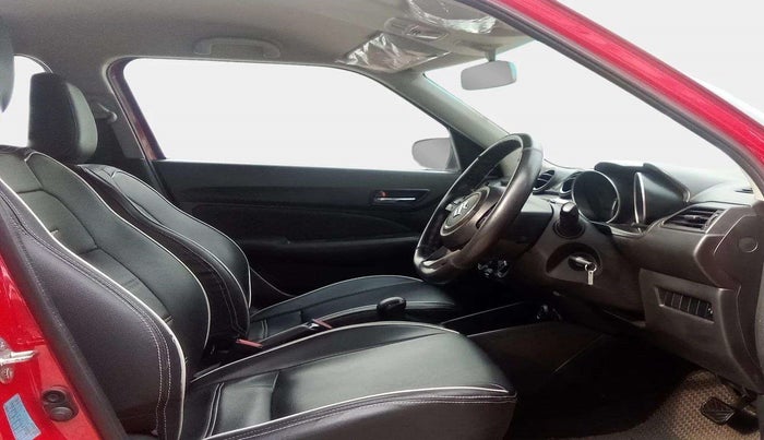 2020 Maruti Swift VXI AMT, Petrol, Automatic, 31,292 km, Right Side Front Door Cabin