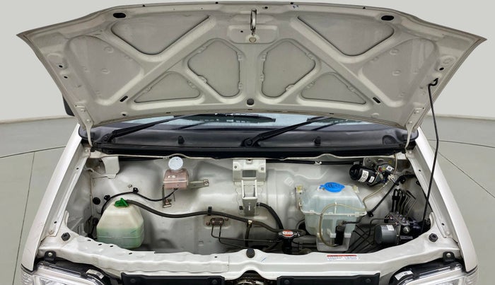 2023 Maruti Eeco 7 STR STD 1.2, Petrol, Manual, 13,998 km, Open Bonet