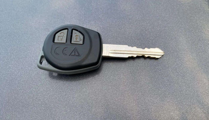 2018 Maruti Baleno DELTA PETROL 1.2, Petrol, Manual, 81,496 km, Key Close Up