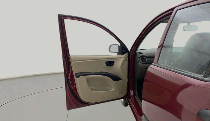 2015 Hyundai i10 MAGNA 1.1, CNG, Manual, 57,714 km, LHS Front Door
