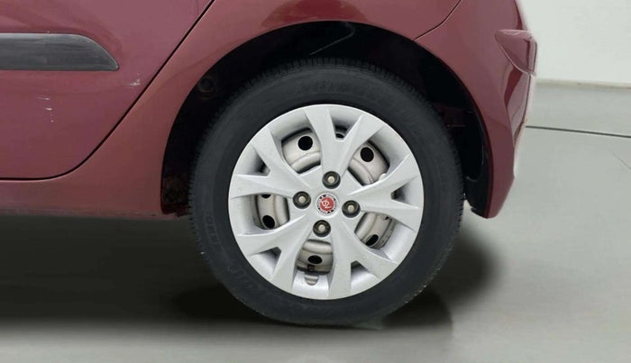 2015 Hyundai i10 MAGNA 1.1, CNG, Manual, 57,714 km, Left Rear Wheel