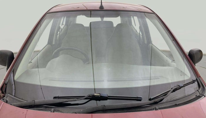 2015 Hyundai i10 MAGNA 1.1, CNG, Manual, 57,714 km, Front Windshield
