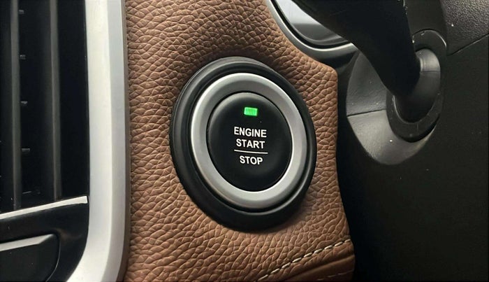 2020 MG HECTOR PLUS SHARP 1.5 PETROL TURBO DCT 6-STR, Petrol, Automatic, 64,444 km, Keyless Start/ Stop Button