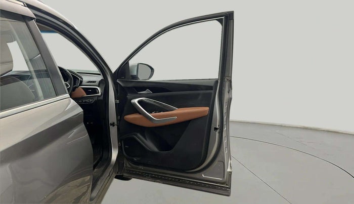 2020 MG HECTOR PLUS SHARP 1.5 PETROL TURBO DCT 6-STR, Petrol, Automatic, 64,444 km, RHS Front Door