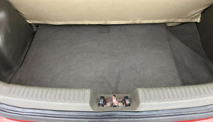 2012 Hyundai i10 SPORTZ 1.2 AT, Petrol, Automatic, 78,878 km, Boot Inside