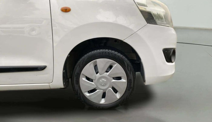 2016 Maruti Wagon R 1.0 VXI, Petrol, Manual, 61,785 km, Right Front Wheel
