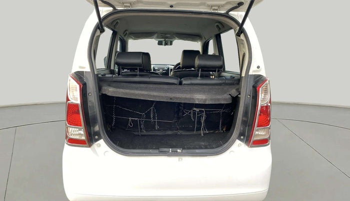 2016 Maruti Wagon R 1.0 VXI, Petrol, Manual, 61,785 km, Boot Inside