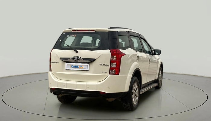 2017 Mahindra XUV500 W10, Diesel, Manual, 77,017 km, Right Back Diagonal