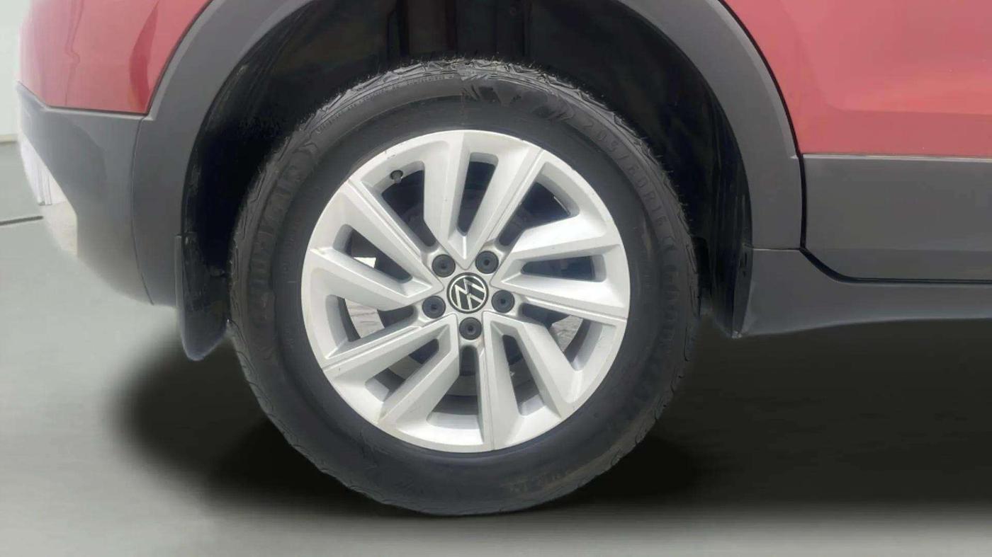 2022 Volkswagen TAIGUN HIGHLINE 1.0 TSI MT, Petrol, Manual, 23,144 km, Right Rear Wheel