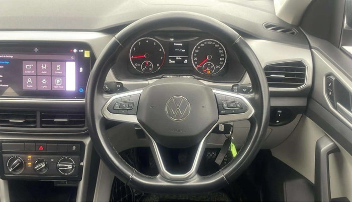 2022 Volkswagen TAIGUN HIGHLINE 1.0 TSI MT, Petrol, Manual, 22,926 km, Steering Wheel Close Up
