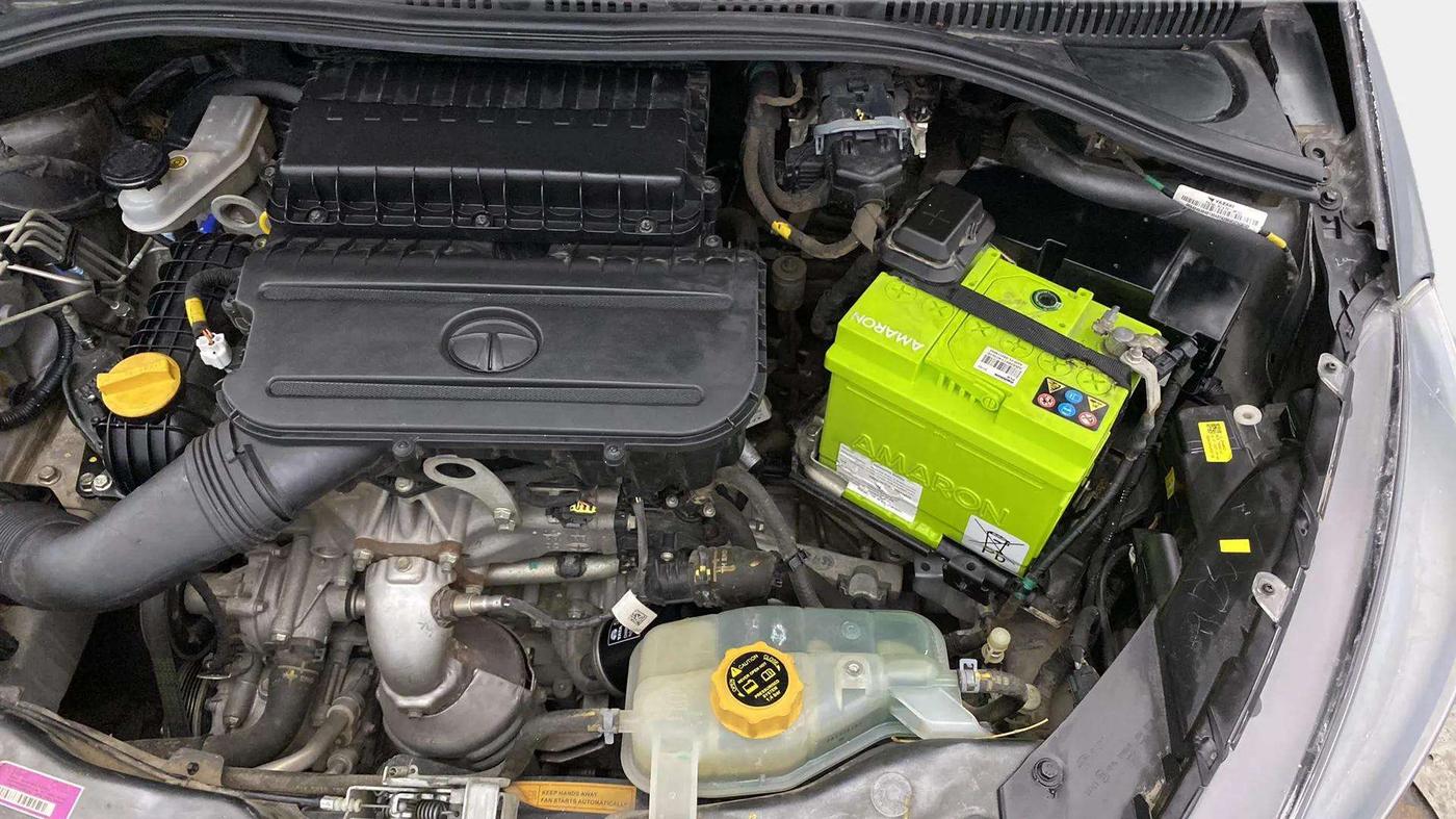 2021 Tata Tiago XT PETROL, Petrol, Manual, 21,188 km, Engine View - Left