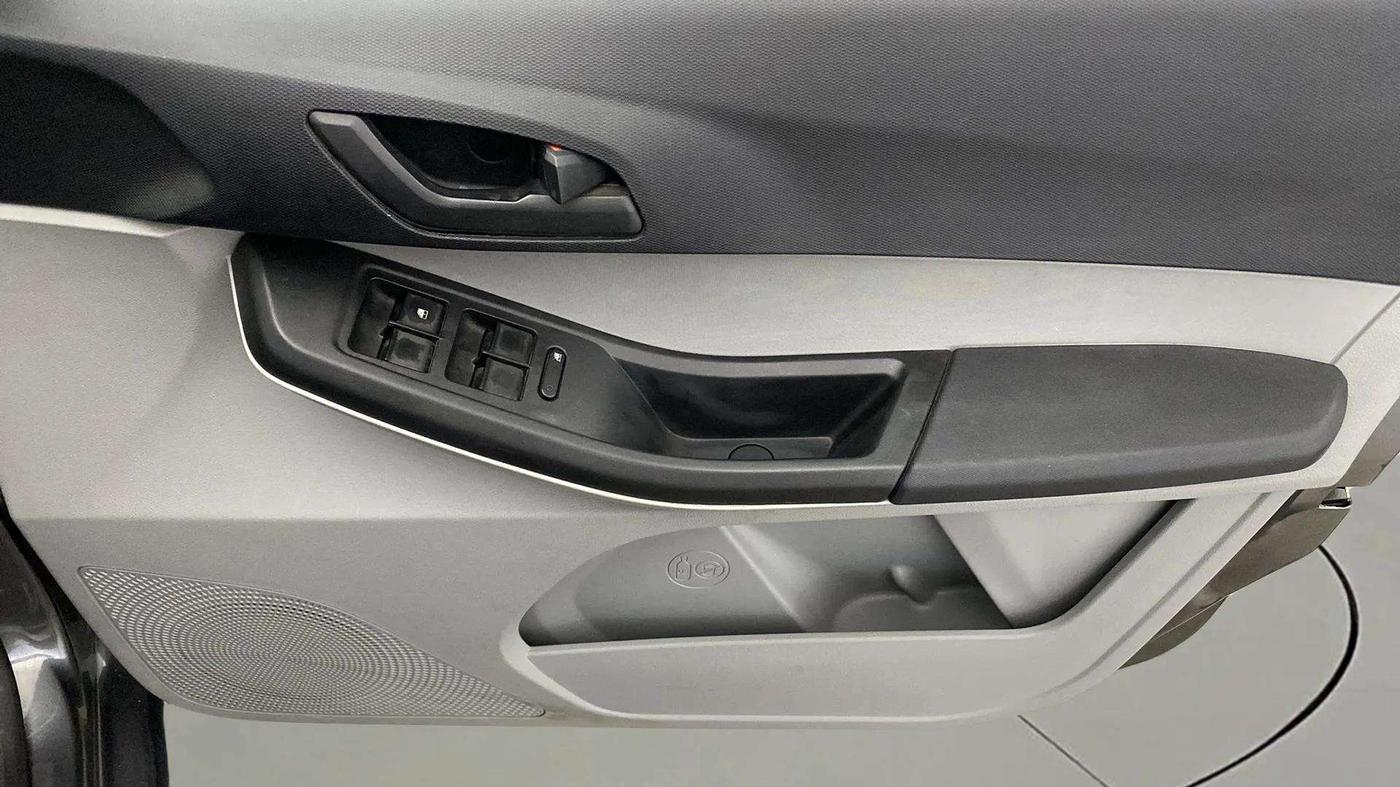 2021 Tata Tiago XT PETROL, Petrol, Manual, 21,188 km, Driver Side Door Panels Control
